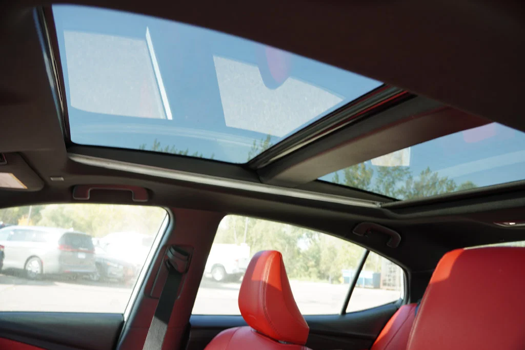 Used 2025 Pearl Toyota XSE image 5