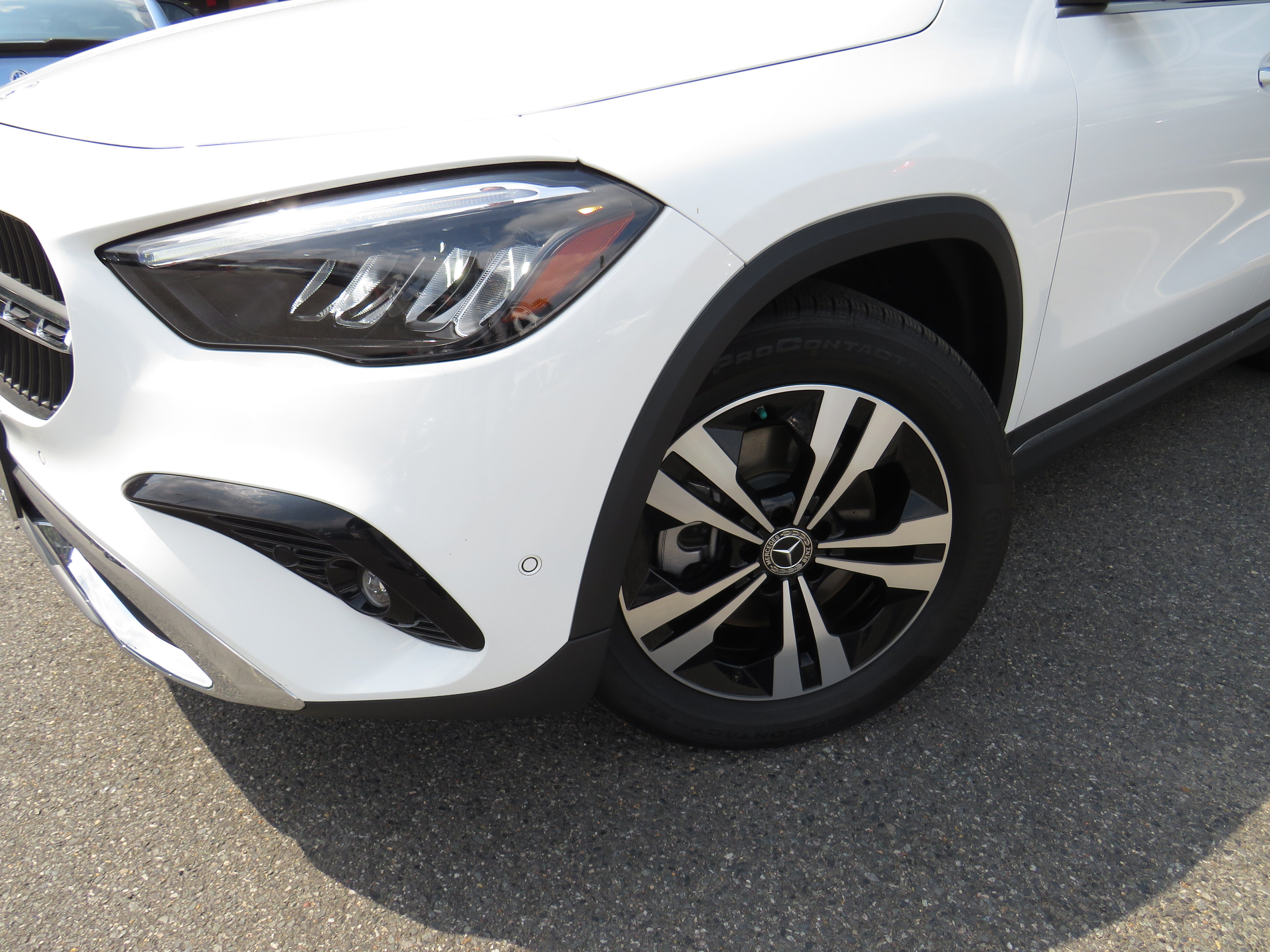 Used 2026 Polar White Mercedes-Benz GLA 250 4MATIC® image 20