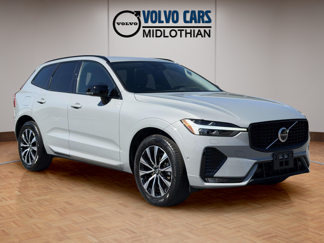 2024 Volvo XC60 B5 Plus Dark Theme