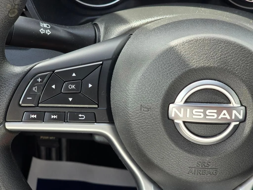 Used 2025 Black Nissan 2.5 SV image 15