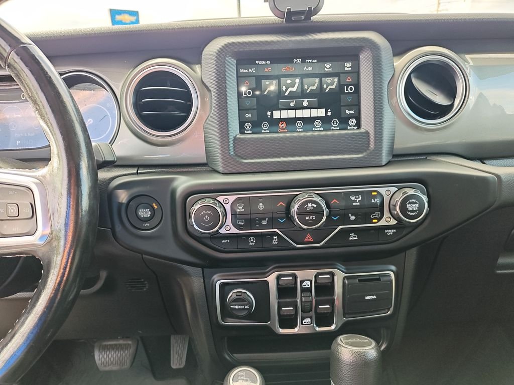 Used 2021 Black Jeep Overland image 21