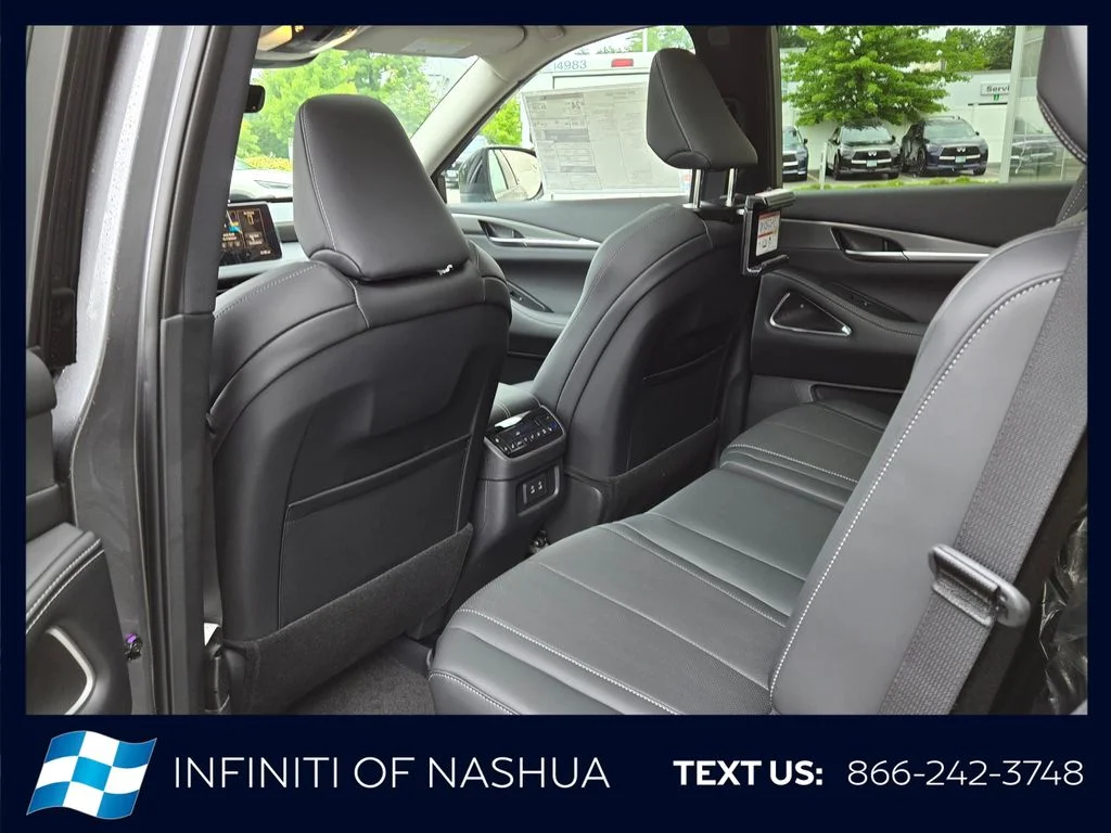 New 2027 GRAPHITE SHADOW INFINITI Luxe AWD image 21