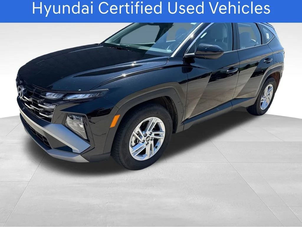 Certified Pre-Owned 2025 Hyundai Tucson SE