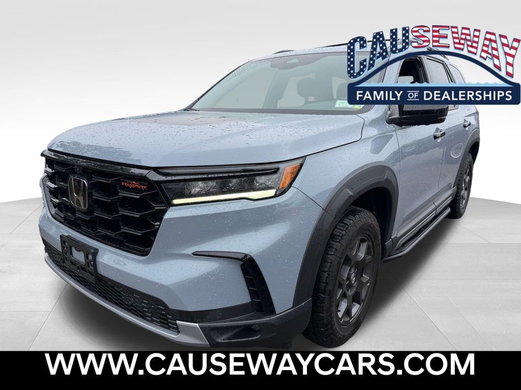 2023 Honda Pilot TrailSport AWD's photo