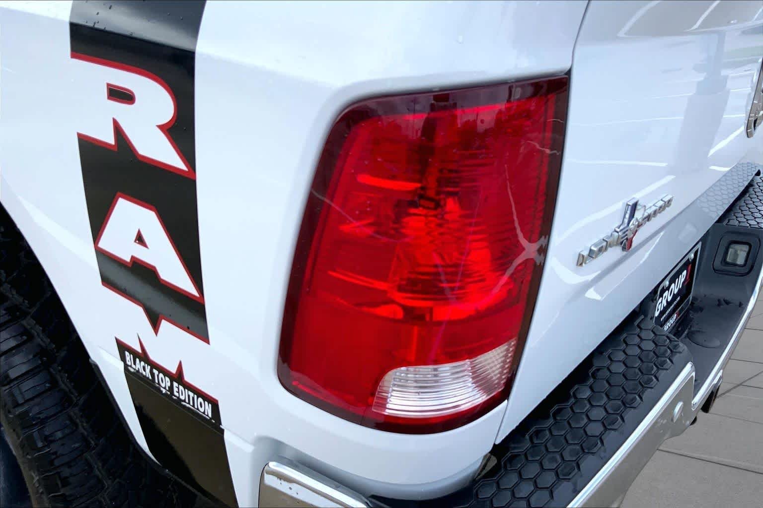 Used 2018 Bright White Clearcoat Ram Lone Star Silver image 26
