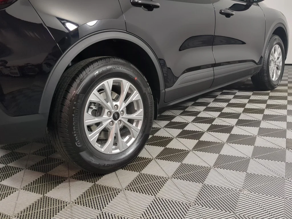 New 2026 Agate Black Metallic Ford Active® image 8