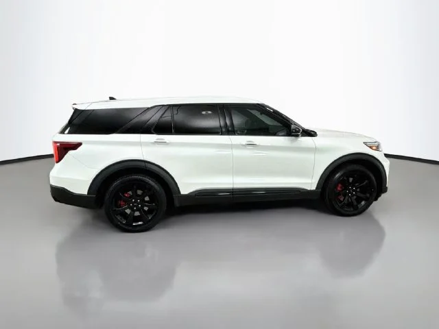 Used 2021 White Metallic Ford ST image 8