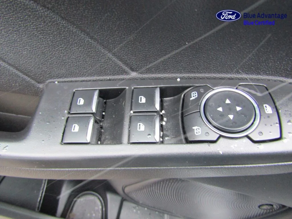 Certified Used 2023 Oxford White Ford ST-Line Select image 27