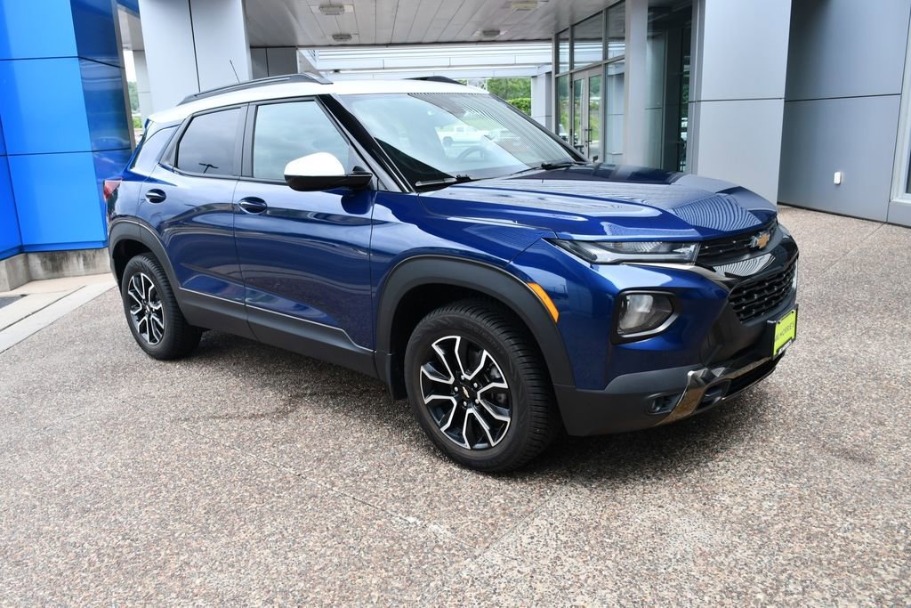 Used 2023 Blue Glow Metallic Chevrolet ACTIV image 11