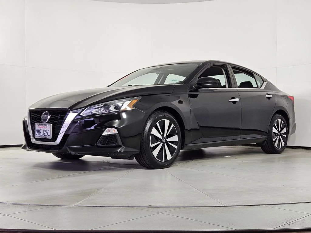 Used 2021 Nissan Altima SV with VIN 1N4BL4DV9MN345510 for sale in Santa Ana, CA