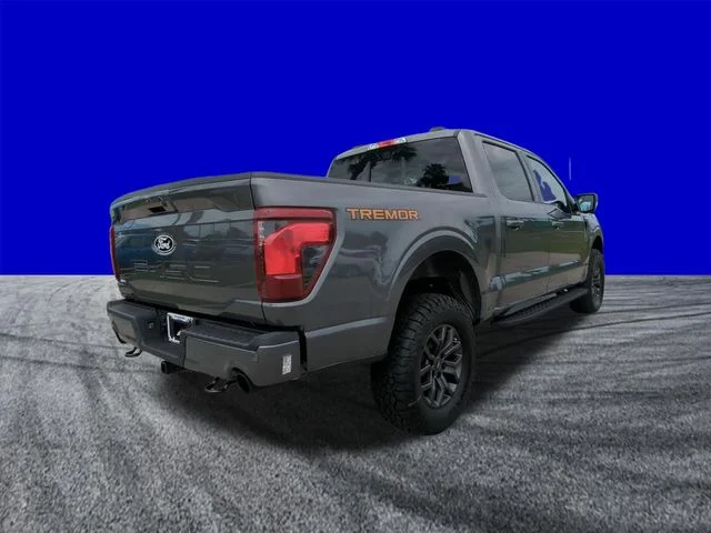New 2026 Carbonized Gray Metallic Ford Tremor® image 4