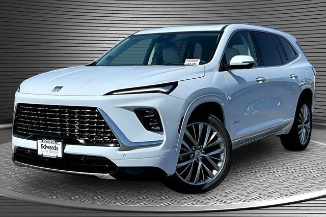 2026 Buick Enclave Avenir AWD's photo