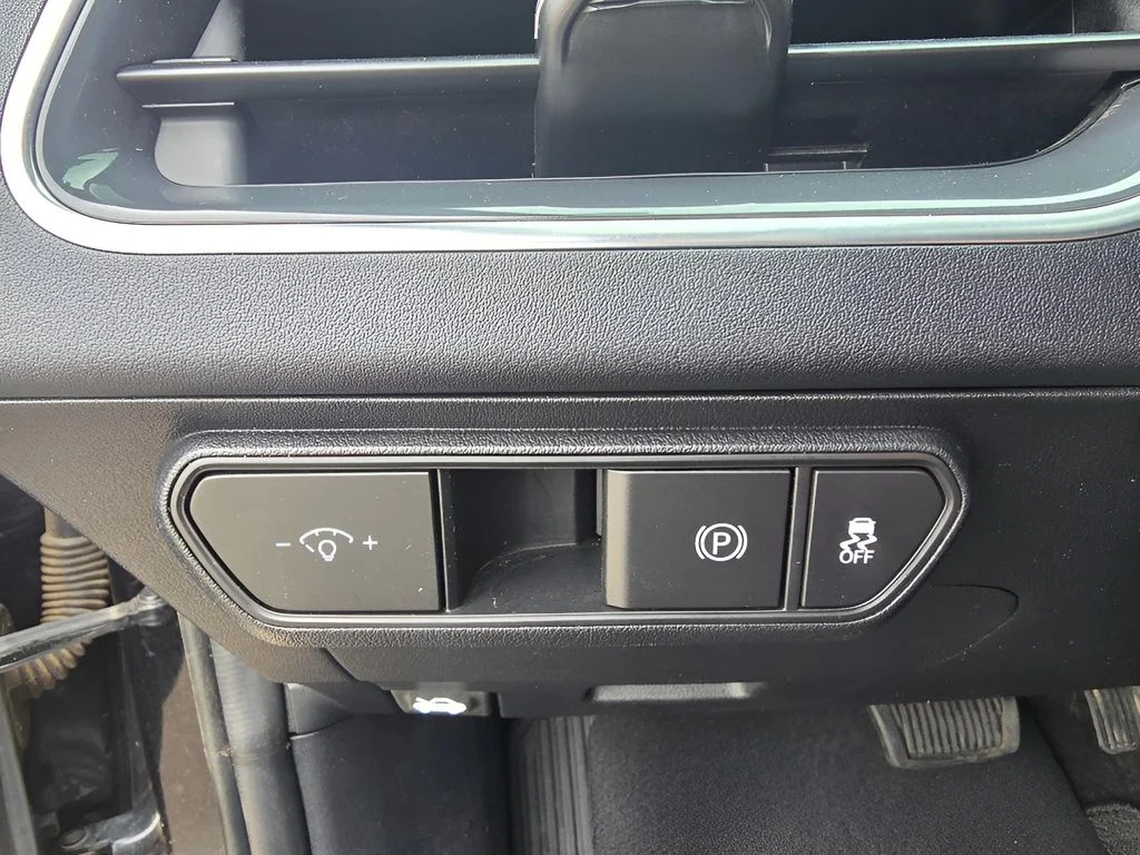 Used 2025 Aurora Black Pearl Kia EX image 25