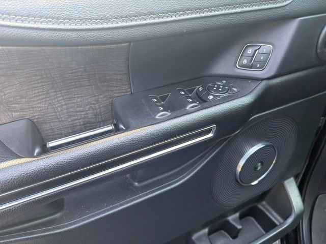 Used 2021 Black Ford Limited image 13