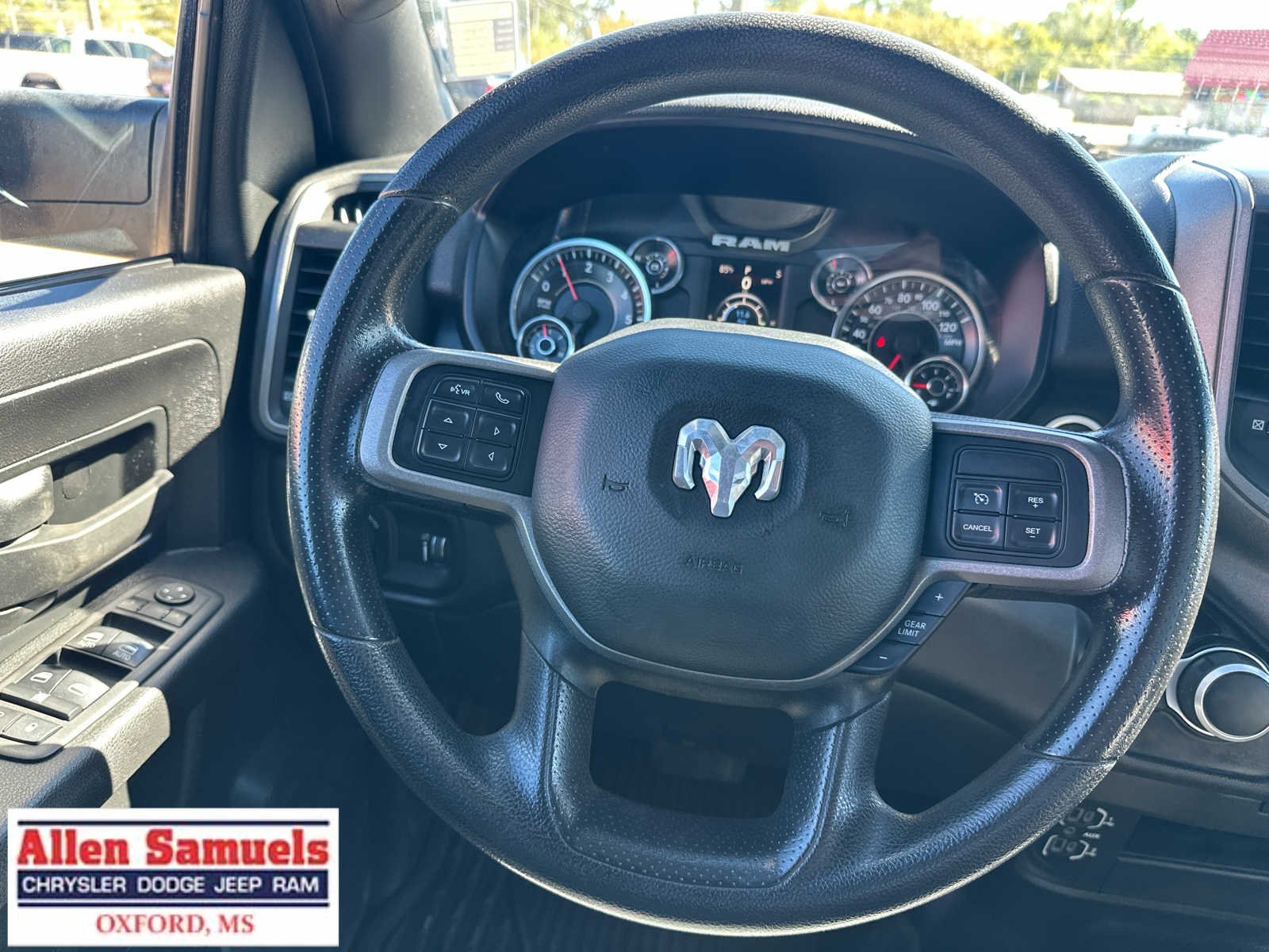 Used 2022 Bright White Clearcoat Ram Tradesman image 25