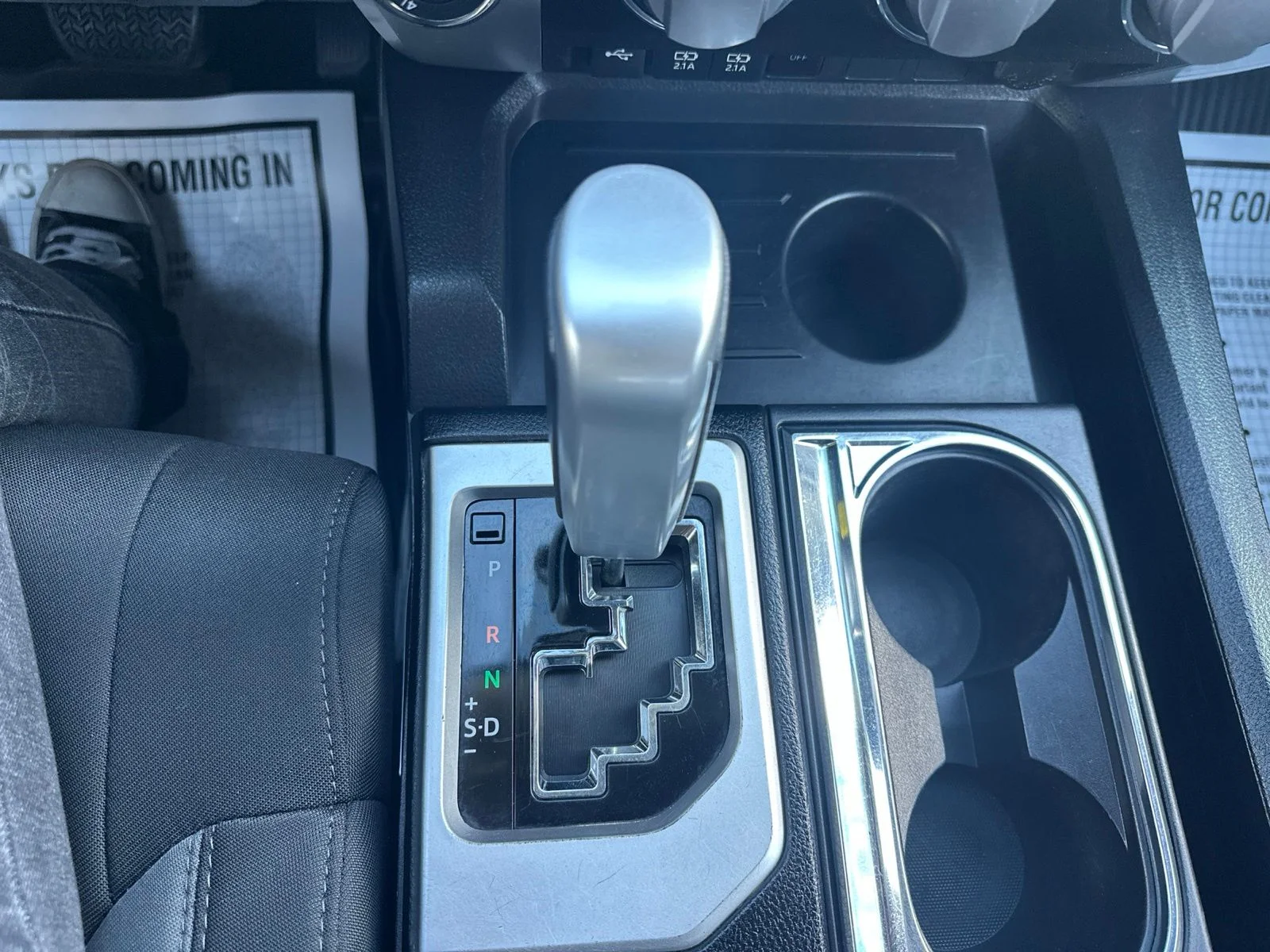 Used 2020 White Toyota SR5 image 62