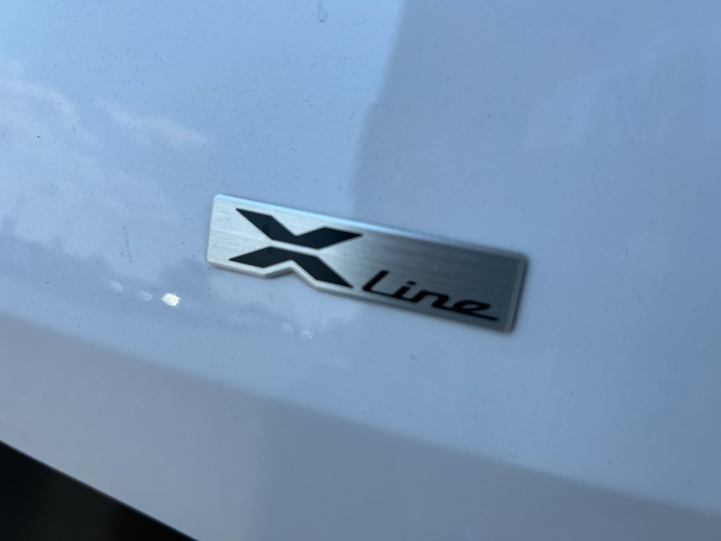 Certified Used 2024 Glacial White Pearl Kia X-Line image 9
