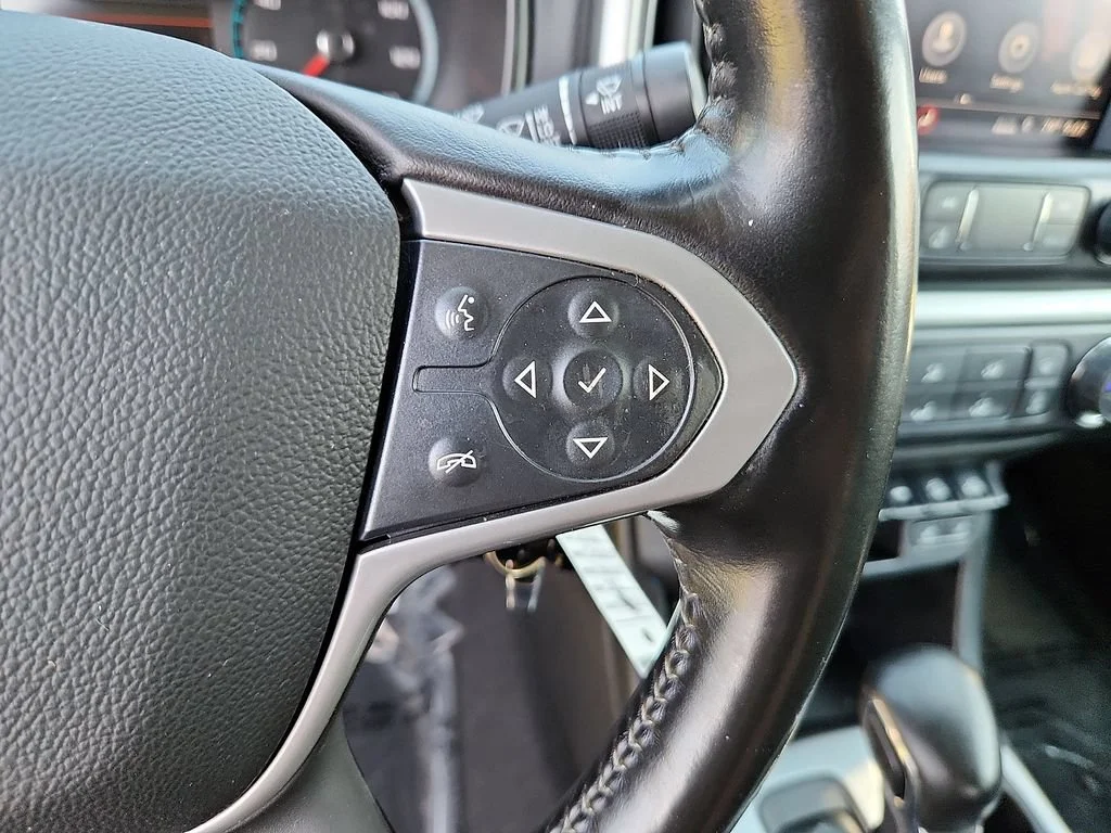 Used 2022 Black Chevrolet ZR2 image 20