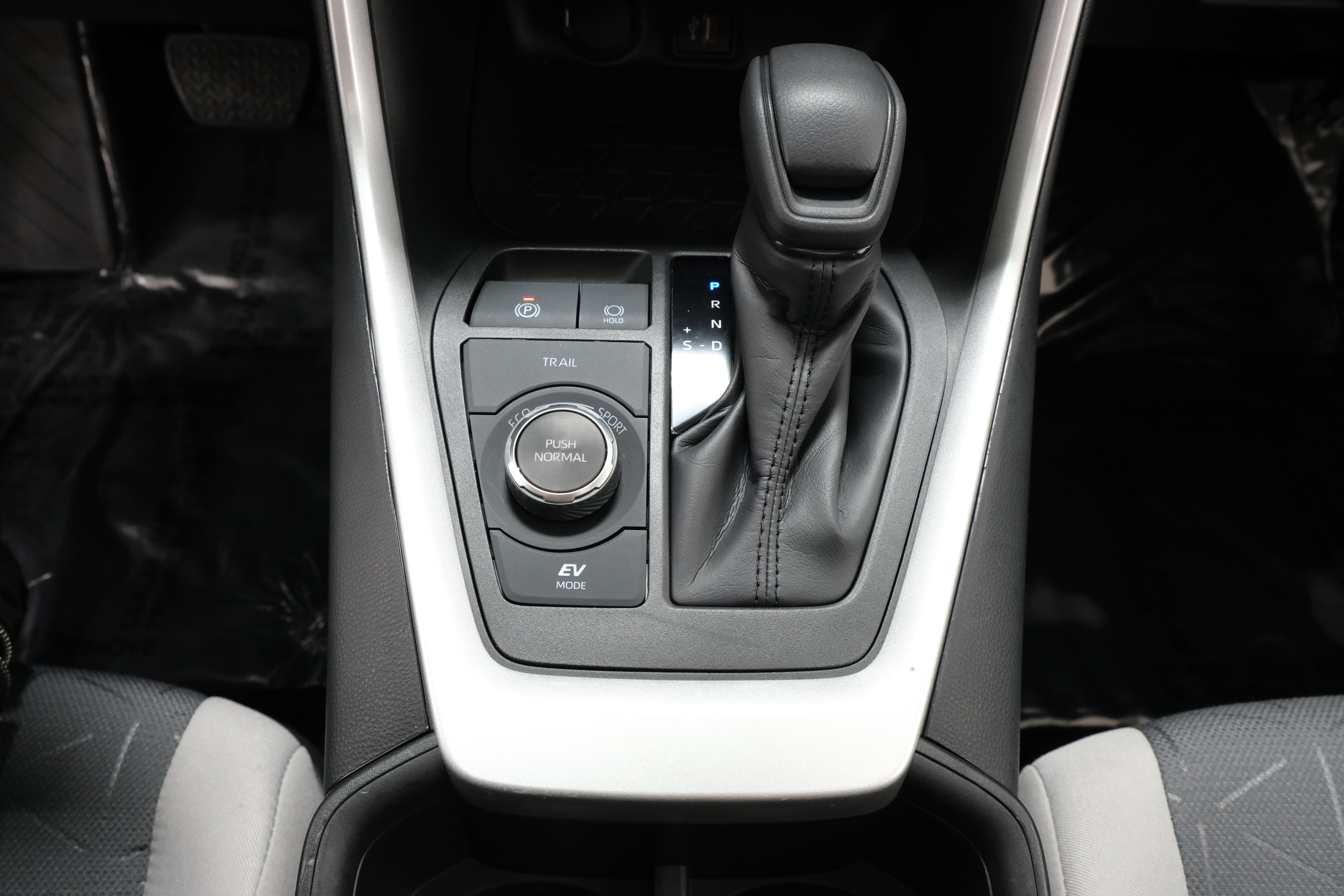Certified Used 2024 Silver Sky Metallic Toyota XLE image 24