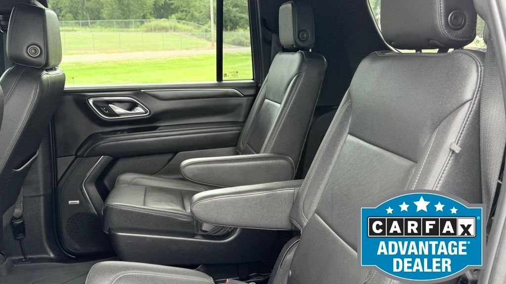 Used 2022 Black Chevrolet Z71 image 13