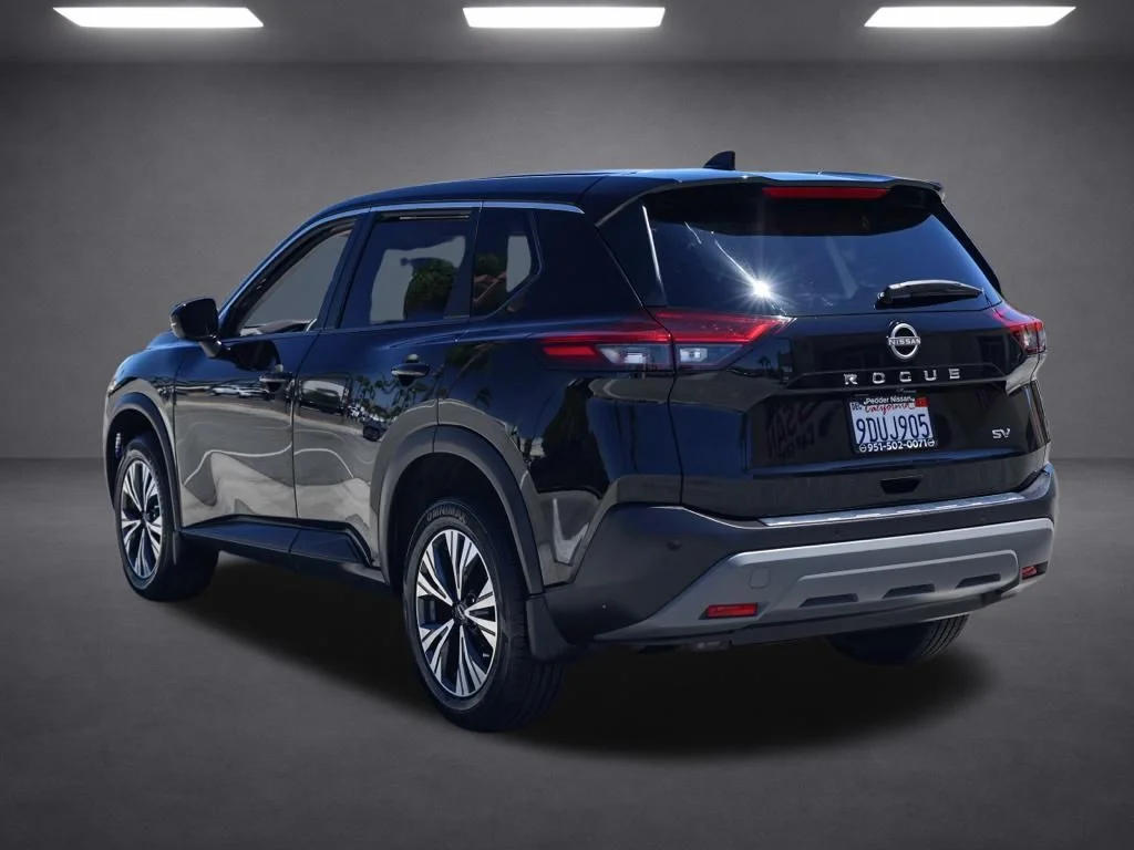 Used 2023 Black Nissan SV image 5