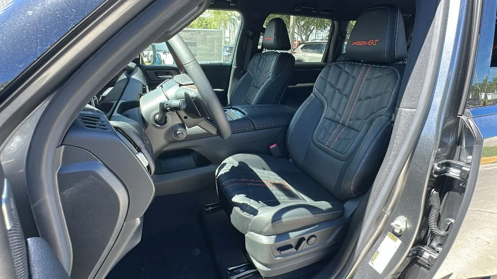 2026 Nissan Armada PRO-4X - Photo 26