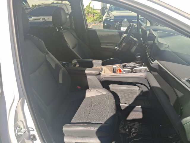 Used 2026 Beige Toyota Platinum image 24