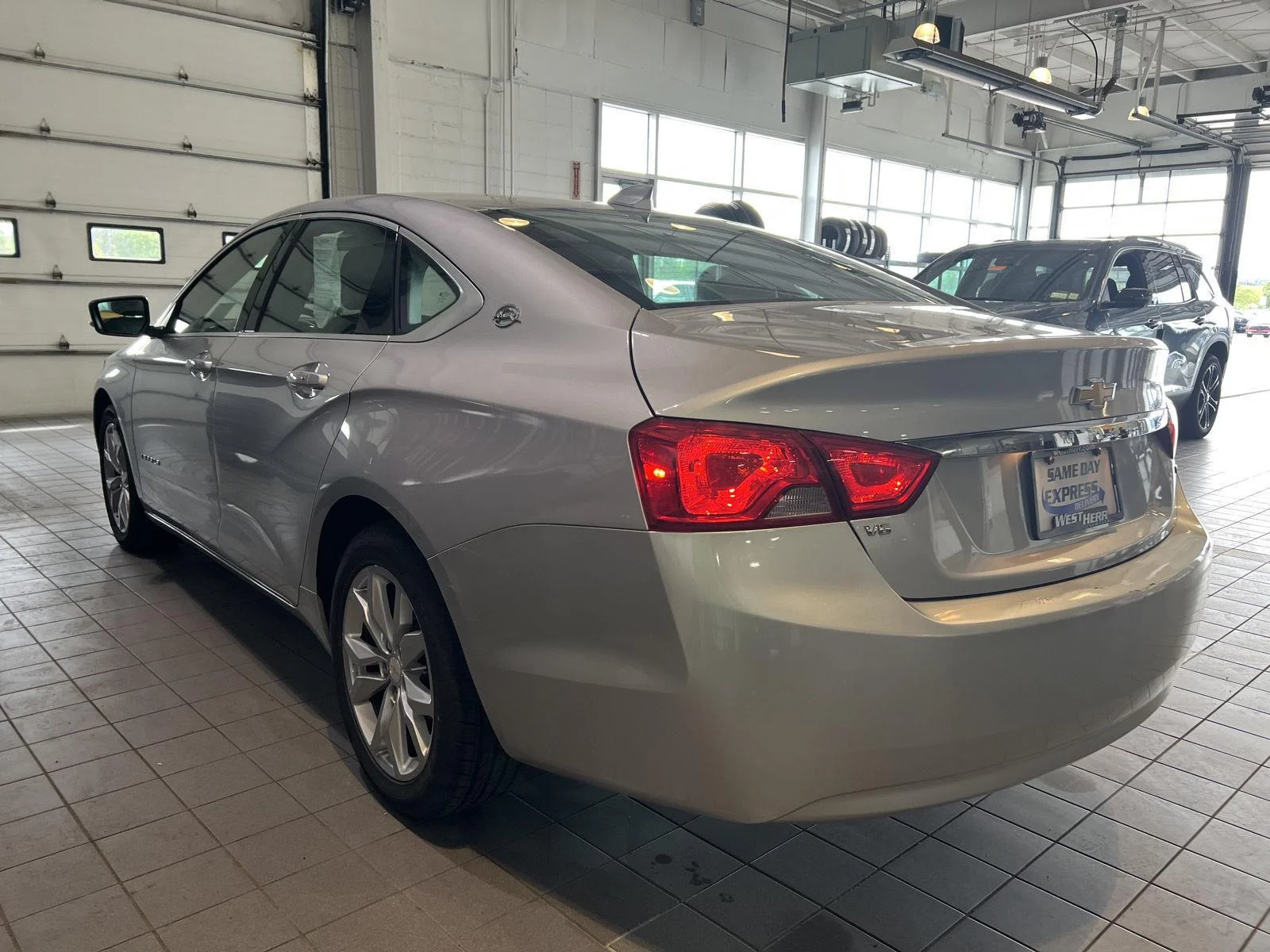 Used 2018 SILVER ICE METALLIC Chevrolet LT image 6
