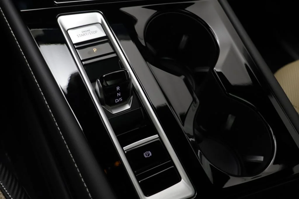 New 2026 Deep Black Volkswagen SE w/Technology image 11