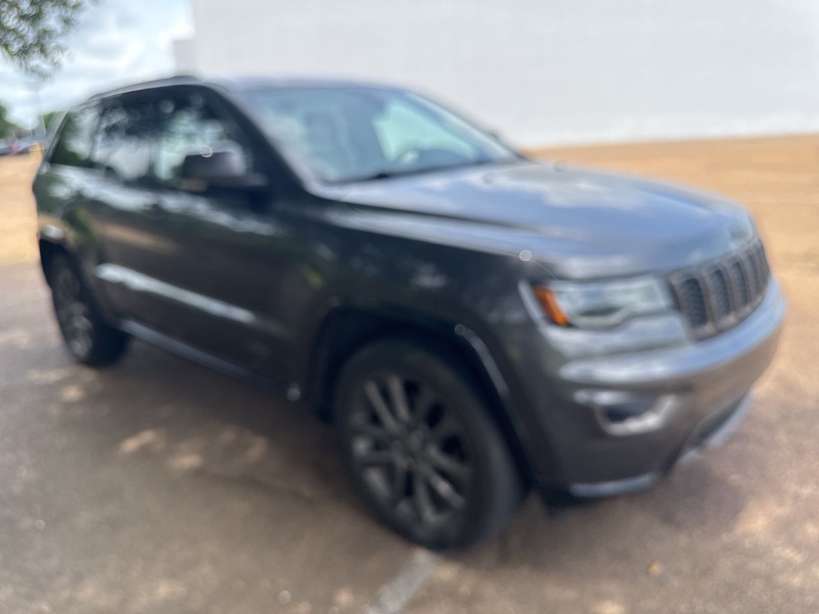 2016 Jeep Grand Cherokee Limited 75th Anniversary Edition's photo