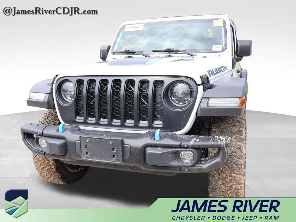 Used 2023 White Jeep Rubicon 4xe image 4