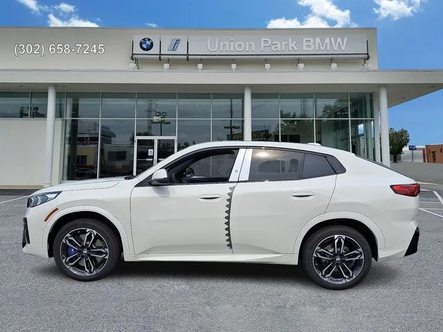 New 2026 Alpine White BMW xDrive28i image 7