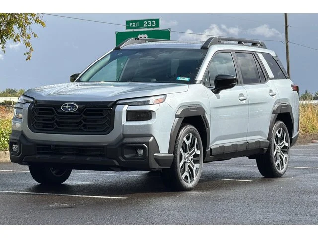 New 2026 ICE SILVER METALLIC Subaru Touring XT image 35
