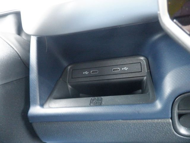 2025 Volkswagen ID. Buzz PRO S - Photo 34