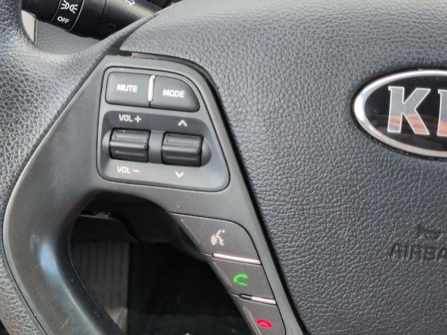 Certified Used 2018 Deep Sea Blue Kia LX image 22