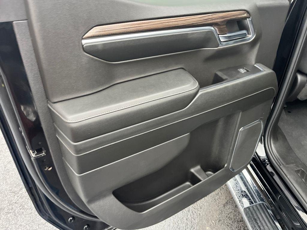 2024 Chevrolet Silverado 1500 LT - Photo 21