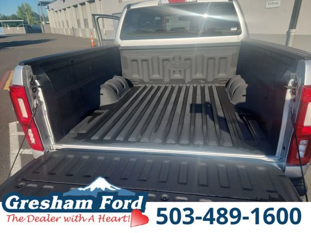 Used 2019 Ingot Silver Ford Lariat image 31