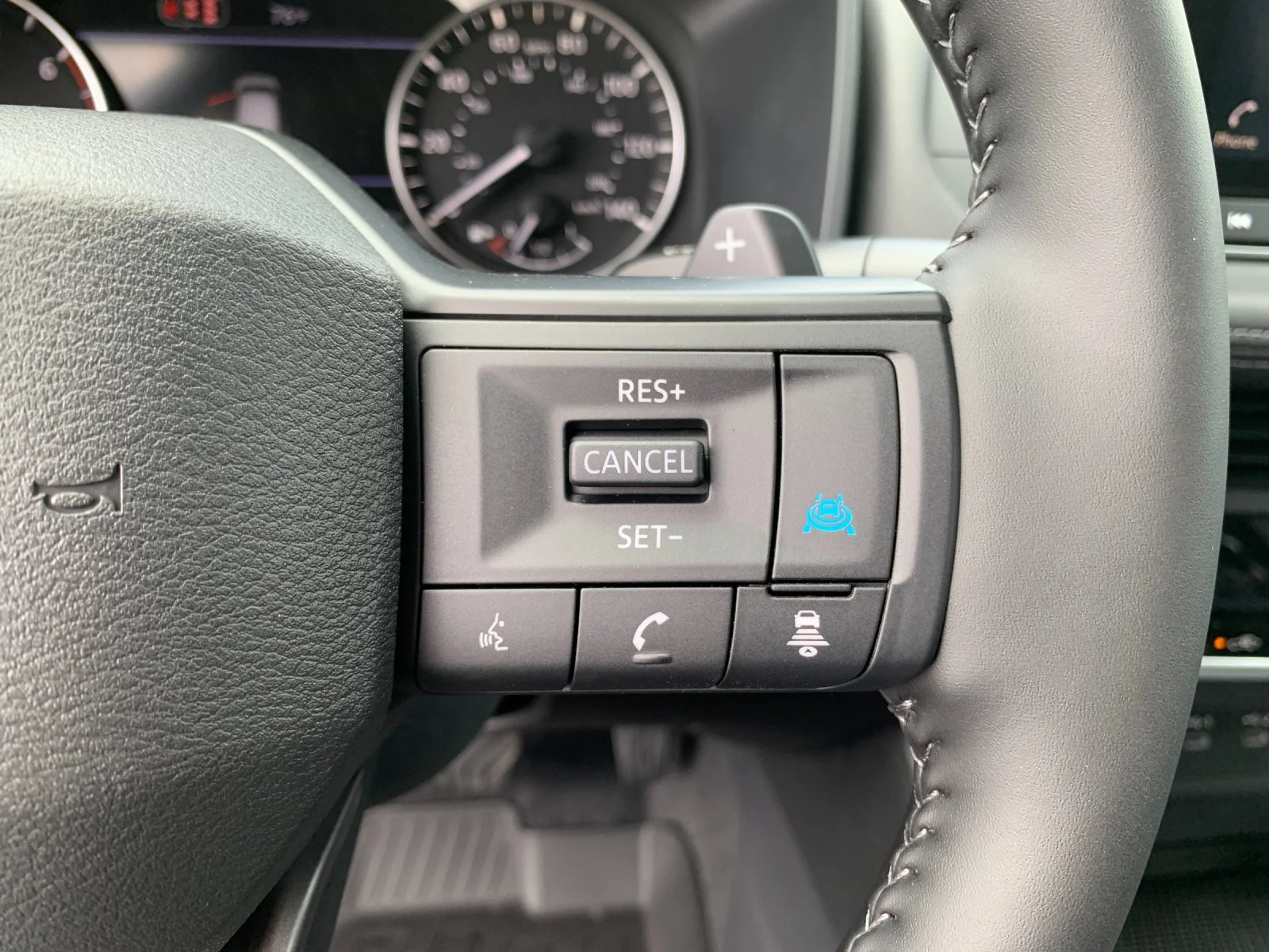 New 2026 Boulder Gray Pearl Nissan SV image 27