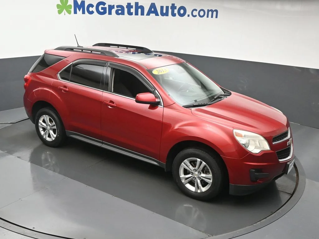 Used 2013 Red Chevrolet LT image 3