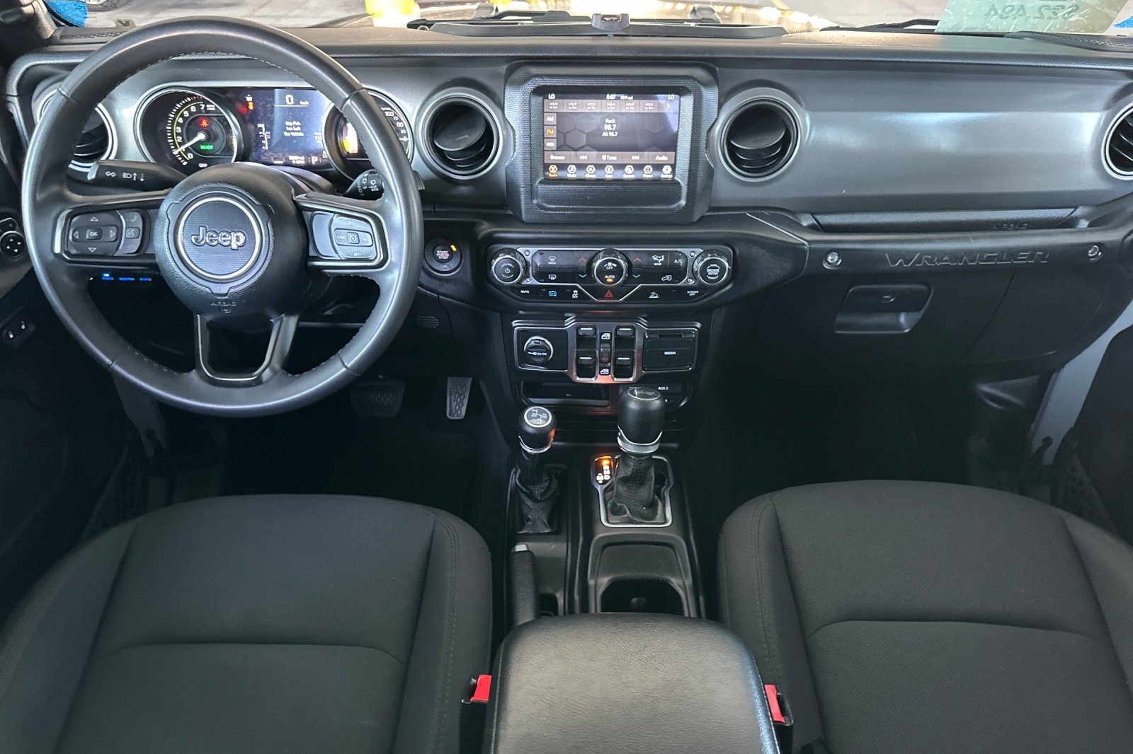 Used 2023 STING - GRAY Jeep S 4XE image 12