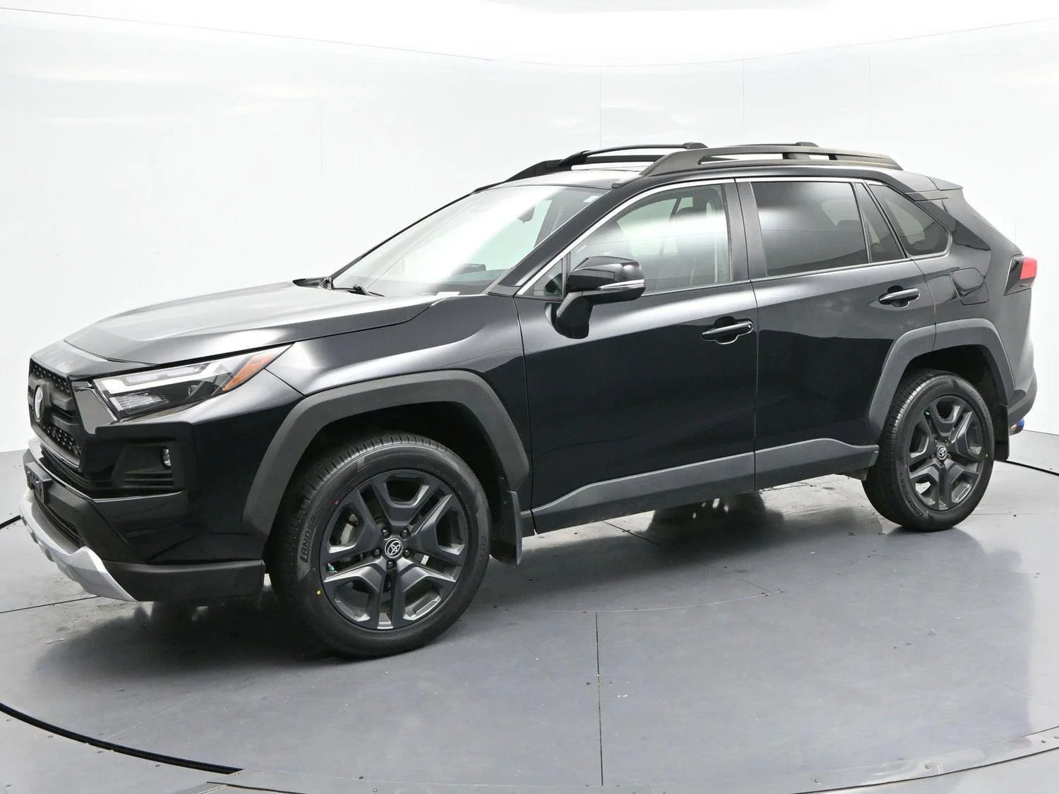 Used 2022 Midnight Black Metallic Toyota Adventure image 4