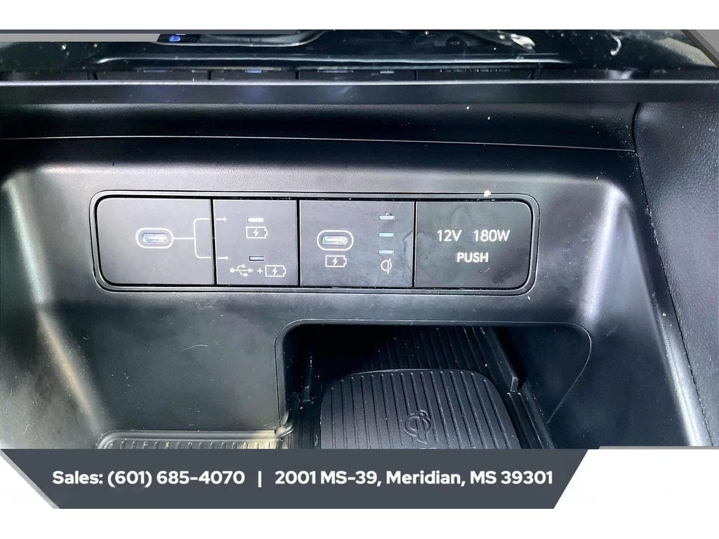 Used 2025 SERENITY WHITE PEARL Hyundai SEL Convenience image 23