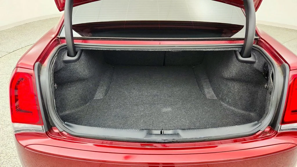 Used 2023 Velvet Red Pearlcoat Chrysler 300C RWD image 26
