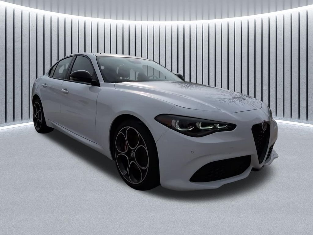 2024 Alfa Romeo Giulia Veloce AWD's photo