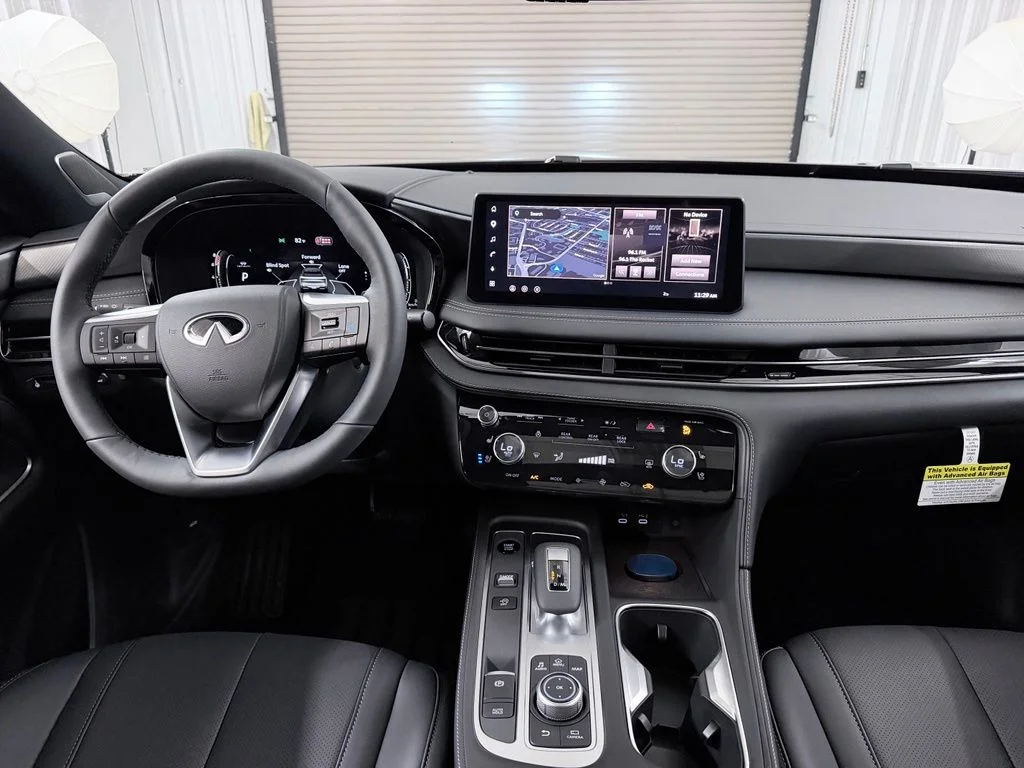 New 2027 2T GRPT SHDW INFINITI Sport AWD image 29