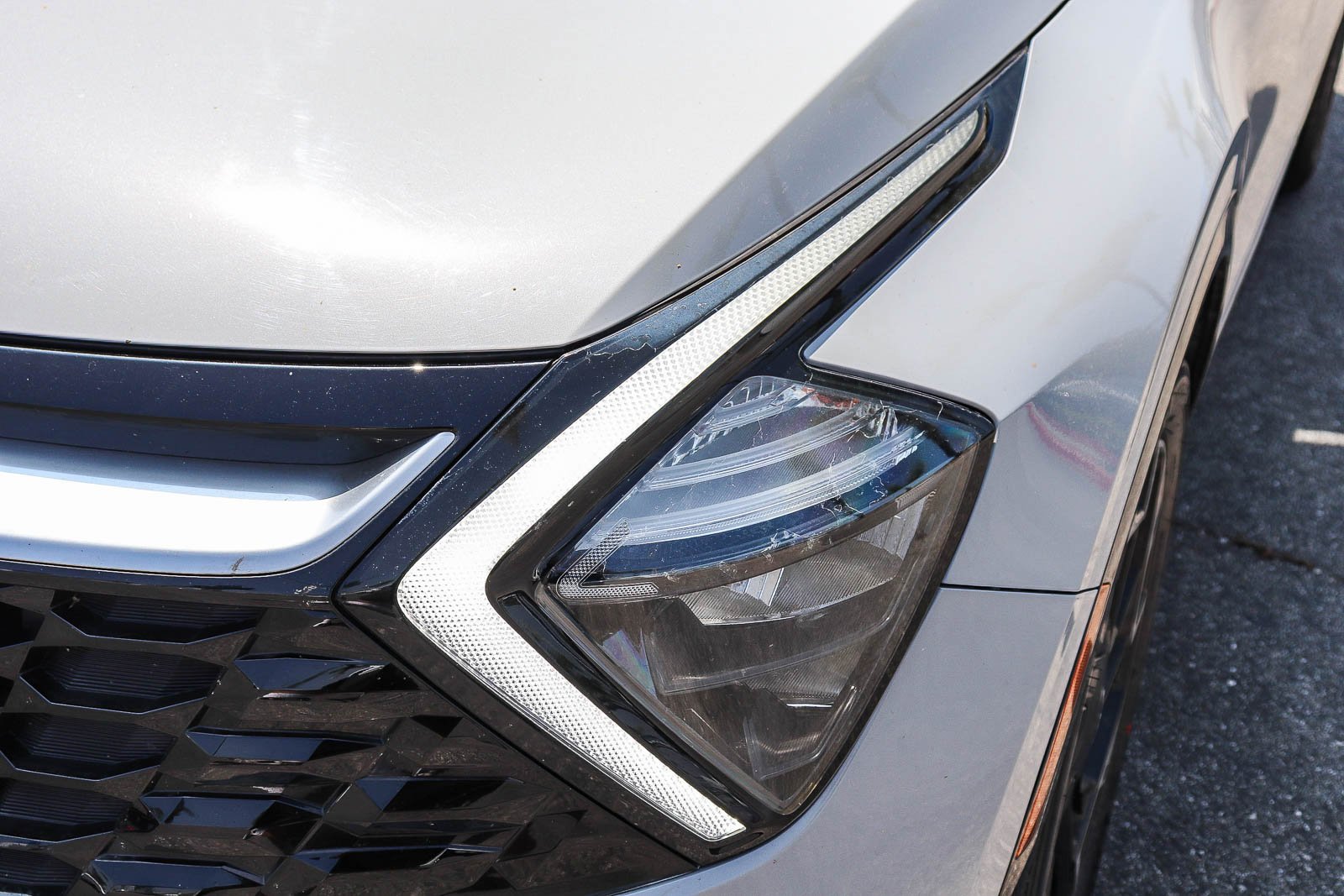 Used 2024 Wolf Gray Kia SX-Prestige image 6