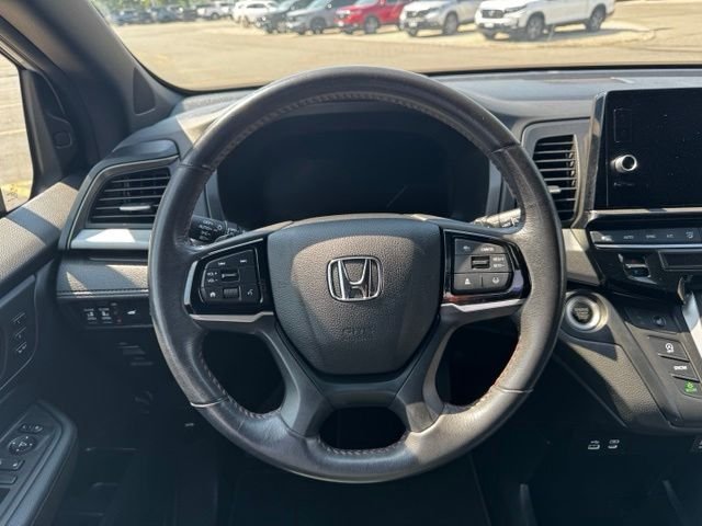2025 Honda Odyssey Sport L - Photo 17