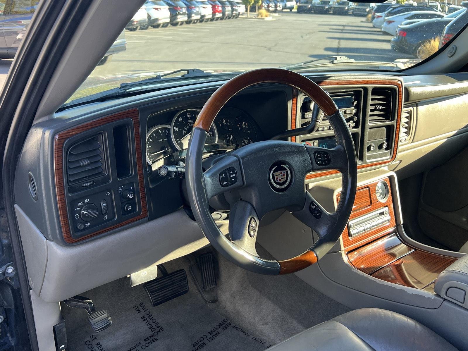 2004 Cadillac Escalade Base - Photo 26