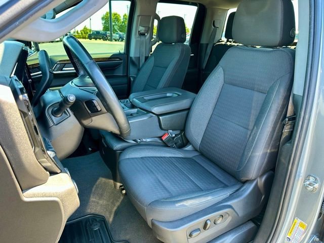 Used 2023 Sterling Metallic GMC Elevation image 13