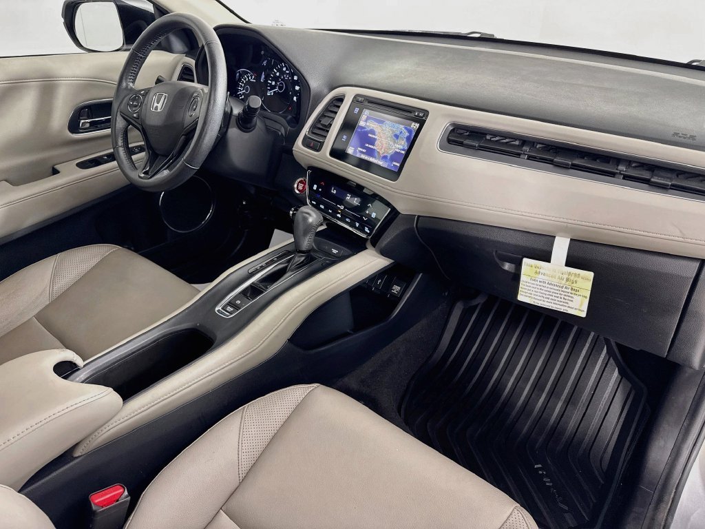 Used 2016 Silver Honda EX-L image 36